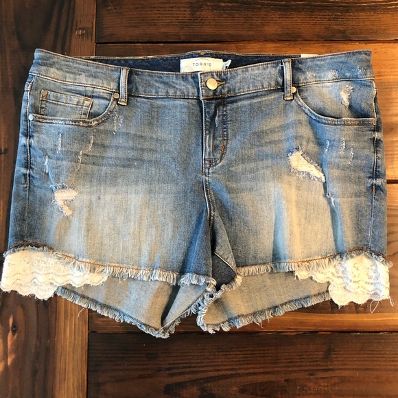 torrid Pants - TORRID NWT Distressed Jean Shorts Lace Detail